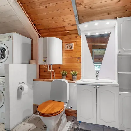 Cozy With Wood-burning Stove In Klitmoller *